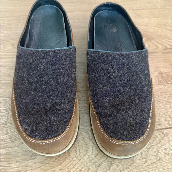 Chaco Quinn Charcoal Wool Leather Slip On Mules Shoes Womens 8.5 - Picture 4 of 8